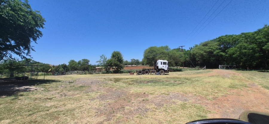 5 Bedroom Property for Sale in Koster North West